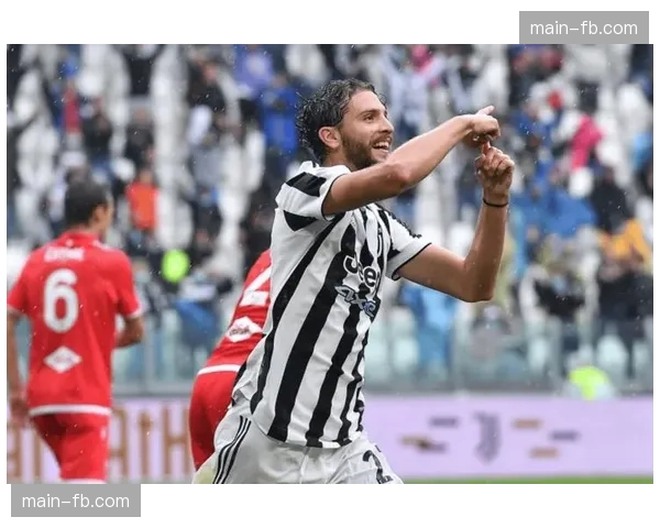 意大利国家德比半场战报：国际米兰1-1尤文图斯，弗拉霍维奇点射扳平